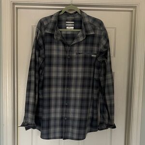 Columbia Navy and Gray Plaid Omni-Wick Button-Up